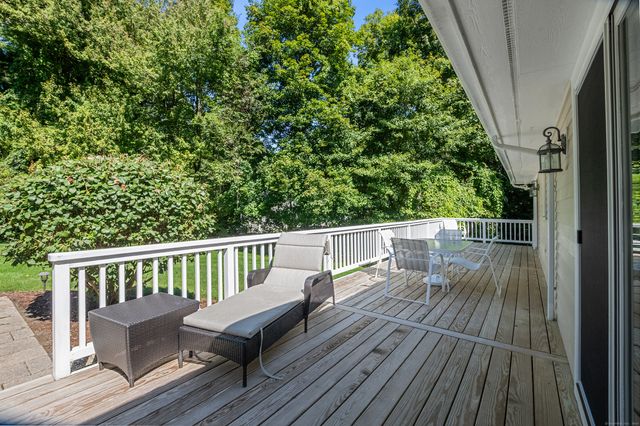 36 Blue Ridge Drive, Simsbury, CT 06089