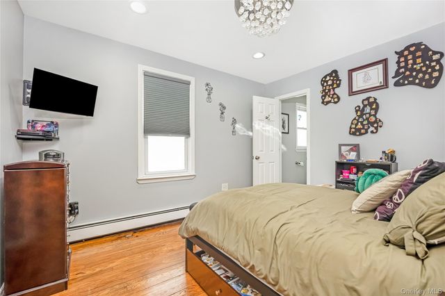 430 Staples Street, Farmingdale, NY 11735