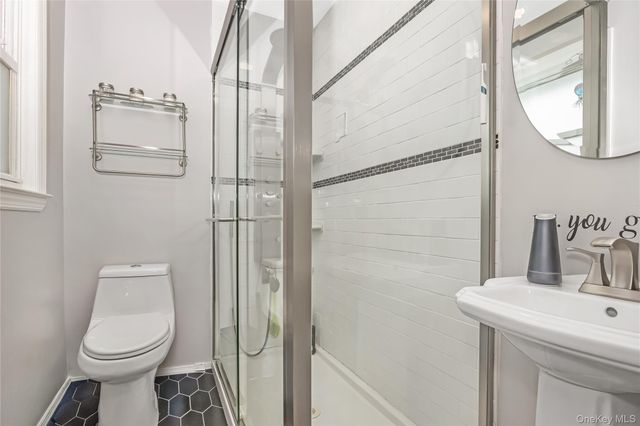 430 Staples Street, Farmingdale, NY 11735