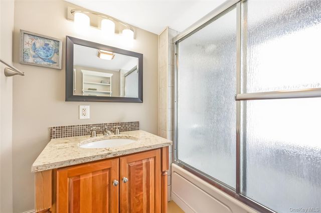 430 Staples Street, Farmingdale, NY 11735