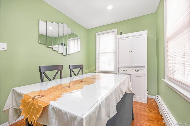 430 Staples Street, Farmingdale, NY 11735