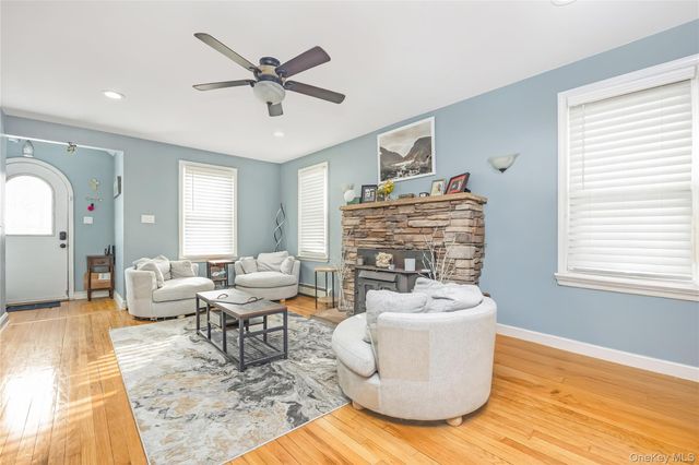 430 Staples Street, Farmingdale, NY 11735