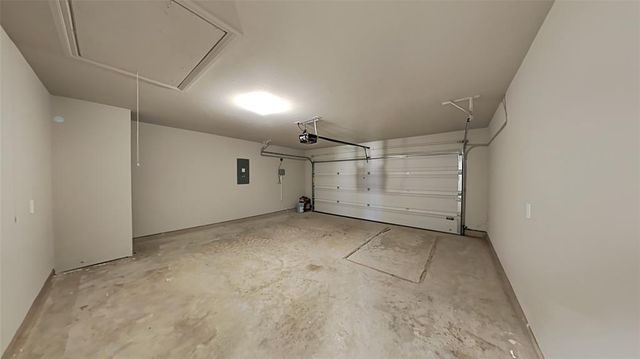 4220 Colt Drive, Mustang, OK 73064