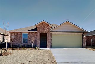 4220 Colt Drive, Mustang, OK 73064