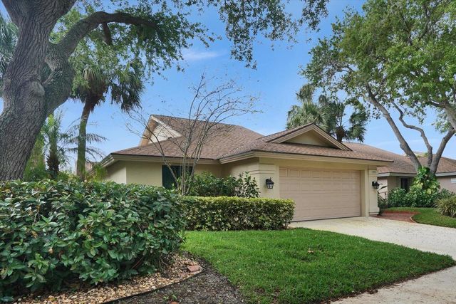 316 River Edge Road, Jupiter, FL 33477