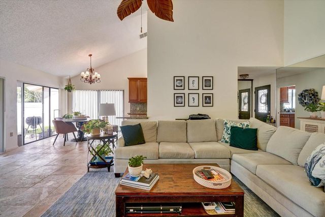 316 River Edge Road, Jupiter, FL 33477