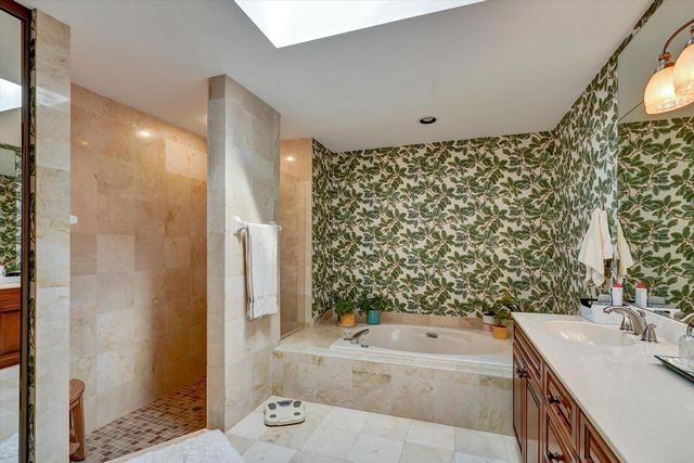 316 River Edge Road, Jupiter, FL 33477