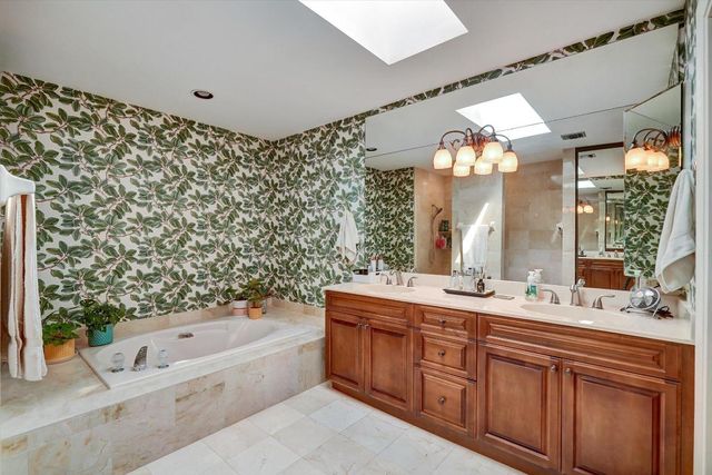 316 River Edge Road, Jupiter, FL 33477