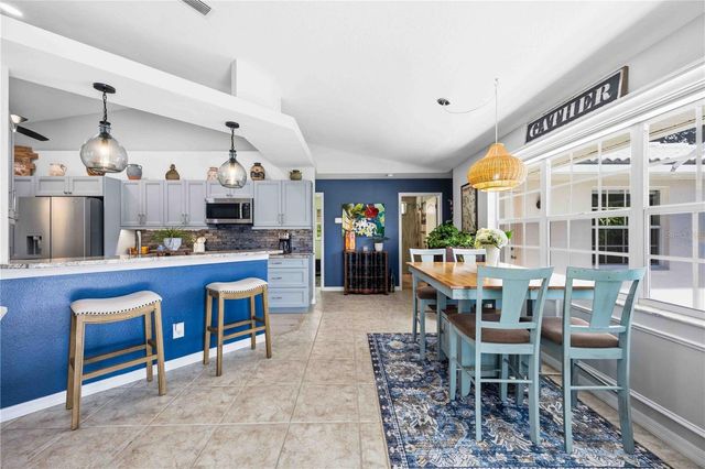 1052 W TRUMAN STREET, Nokomis, FL 34275