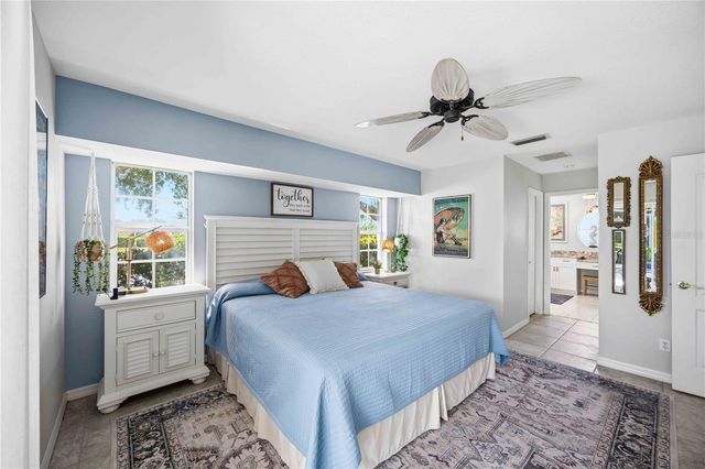 1052 W TRUMAN STREET, Nokomis, FL 34275
