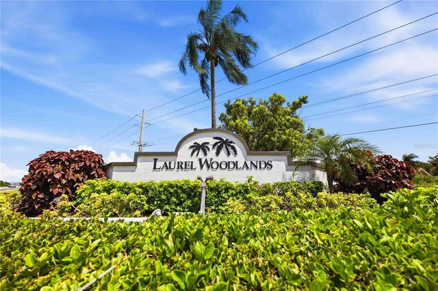 1052 W TRUMAN STREET, Nokomis, FL 34275