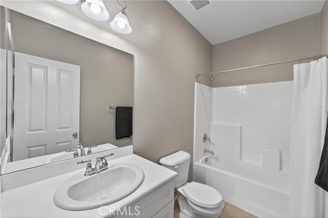 16001 Chase 104, Fontana, CA 92336