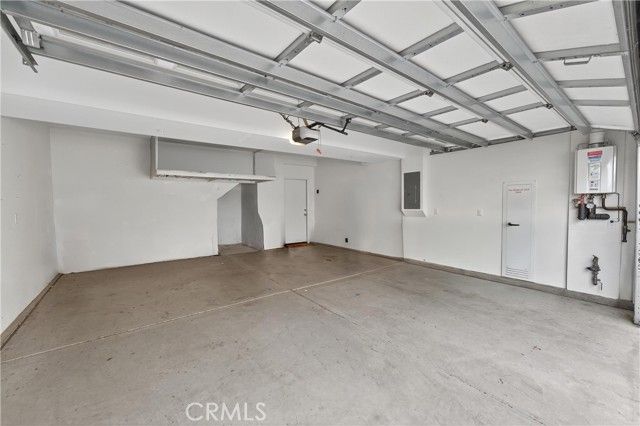 16001 Chase 104, Fontana, CA 92336