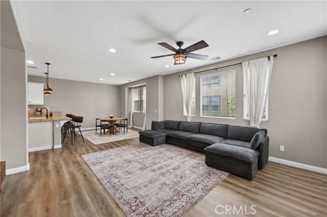 16001 Chase 104, Fontana, CA 92336