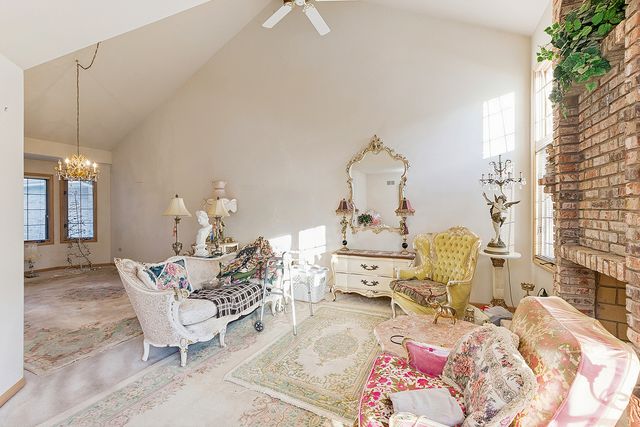 17273 Lakebrook Drive, Orland Park, IL 60467