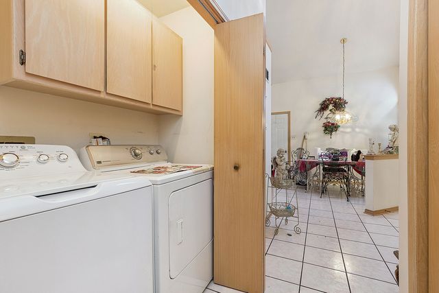 17273 Lakebrook Drive, Orland Park, IL 60467