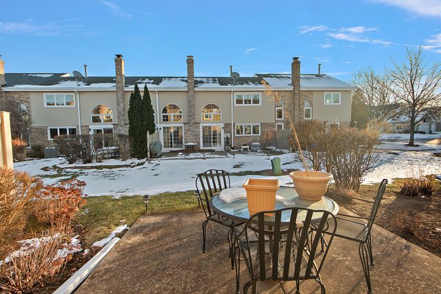 17273 Lakebrook Drive, Orland Park, IL 60467