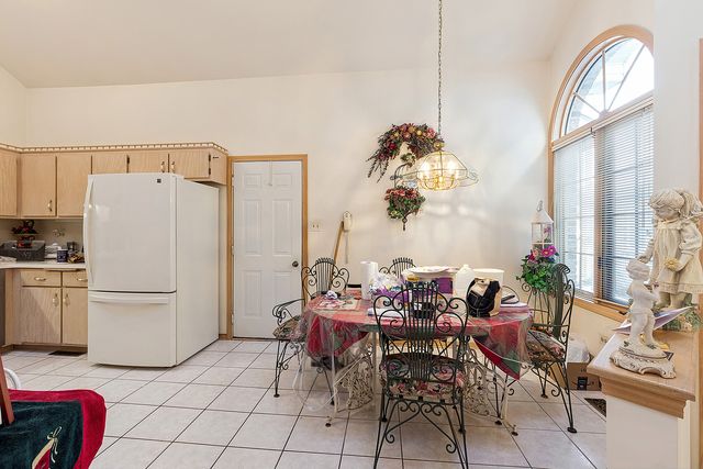 17273 Lakebrook Drive, Orland Park, IL 60467