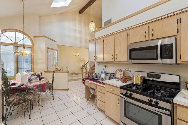 17273 Lakebrook Drive, Orland Park, IL 60467