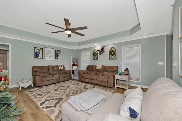 1803 Nella Dr, Athens, AL 35611