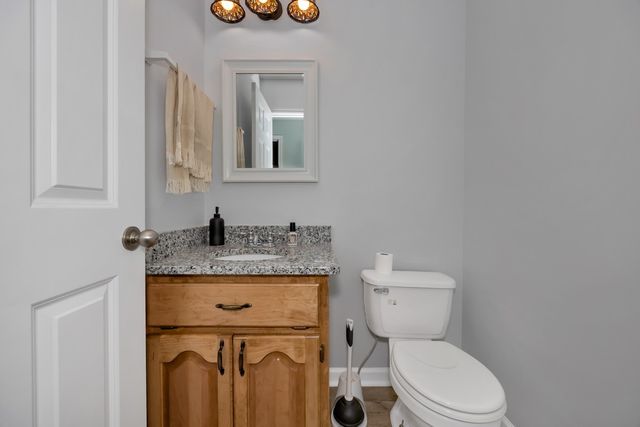 1803 Nella Dr, Athens, AL 35611