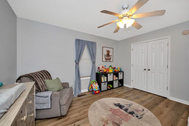 1803 Nella Dr, Athens, AL 35611