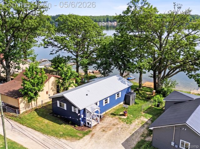 4168 Lakeview Drive, Attica Township, MI 48412