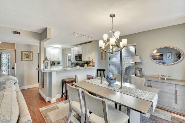 10663 Ocean Palm Way 101, Boynton Beach, FL 33437