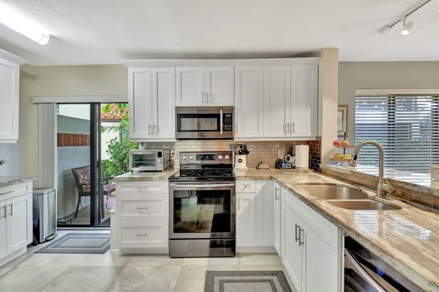 10663 Ocean Palm Way 101, Boynton Beach, FL 33437