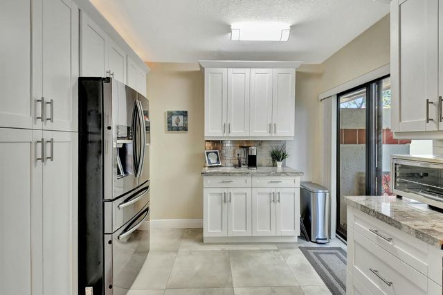 10663 Ocean Palm Way 101, Boynton Beach, FL 33437