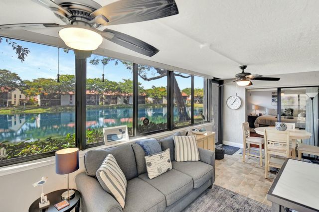 10663 Ocean Palm Way 101, Boynton Beach, FL 33437