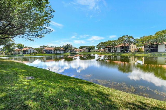 10663 Ocean Palm Way 101, Boynton Beach, FL 33437