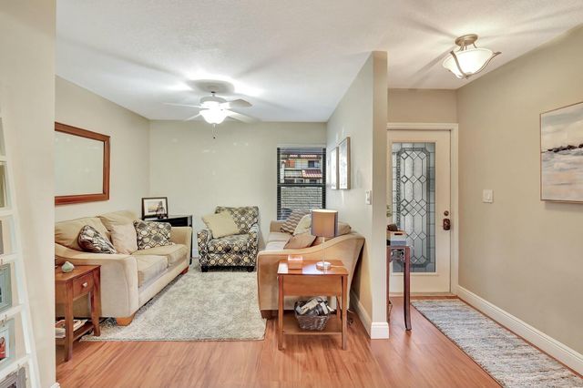 10663 Ocean Palm Way 101, Boynton Beach, FL 33437