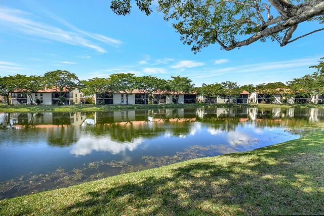 10663 Ocean Palm Way 101, Boynton Beach, FL 33437