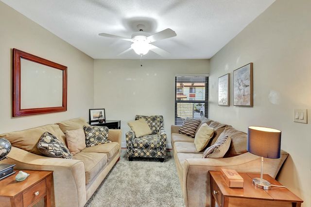 10663 Ocean Palm Way 101, Boynton Beach, FL 33437