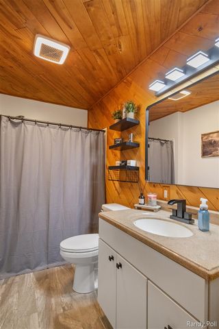 5773 E 136th Street, Sand Lake, MI 49343