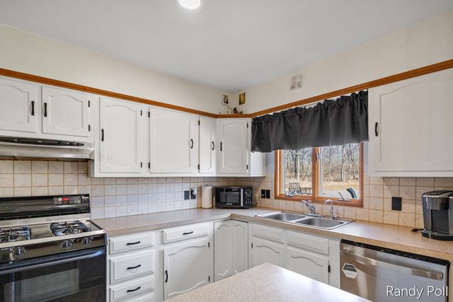 5773 E 136th Street, Sand Lake, MI 49343