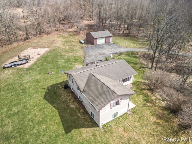 5773 E 136th Street, Sand Lake, MI 49343