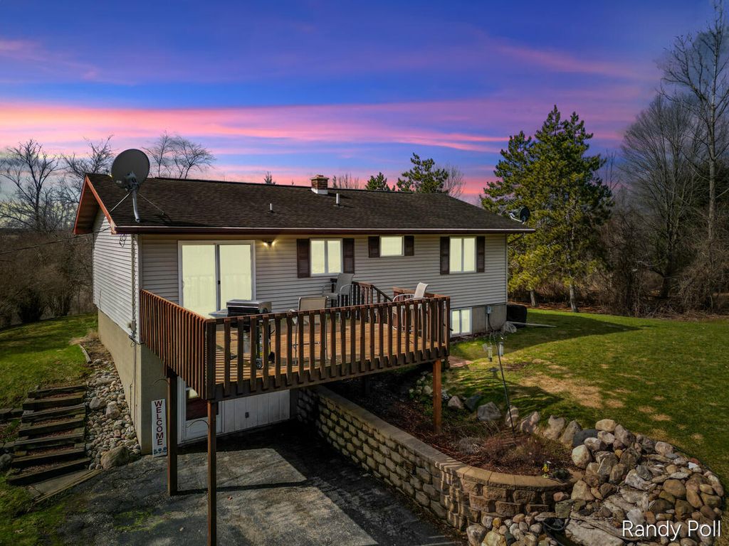 5773 E 136th Street, Sand Lake, MI 49343