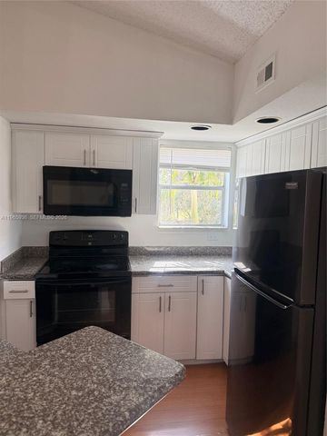 13060 Vista Isles Dr 227, Sunrise, FL 33325