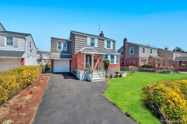 160 Fallon Avenue, Elmont, NY 11003