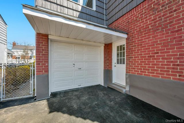 160 Fallon Avenue, Elmont, NY 11003