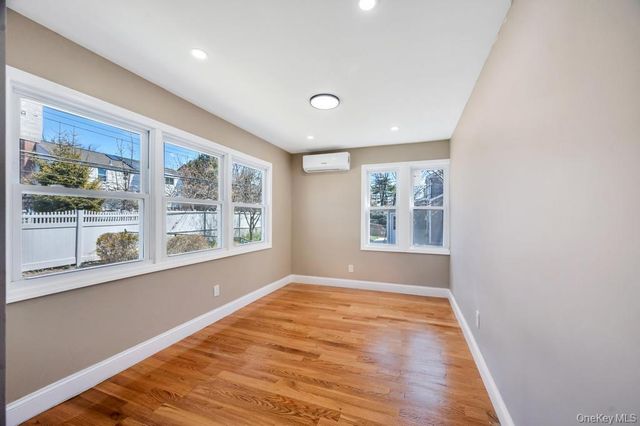 160 Fallon Avenue, Elmont, NY 11003