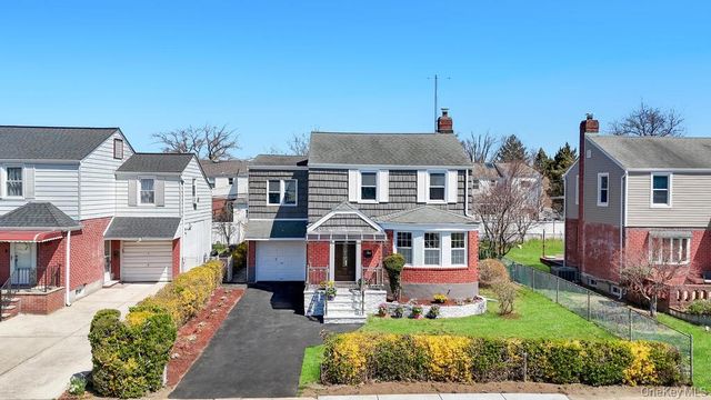 160 Fallon Avenue, Elmont, NY 11003