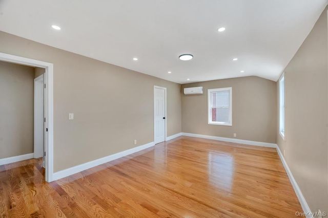 160 Fallon Avenue, Elmont, NY 11003
