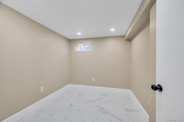 160 Fallon Avenue, Elmont, NY 11003