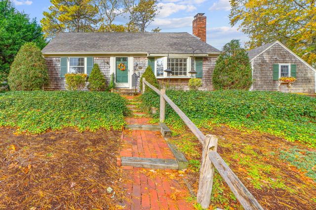 111 Merchant Avenue, Yarmouth Port, MA 02675
