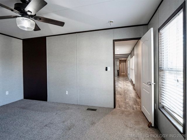 2109 Hawk Lane, Kingston, OK 73439