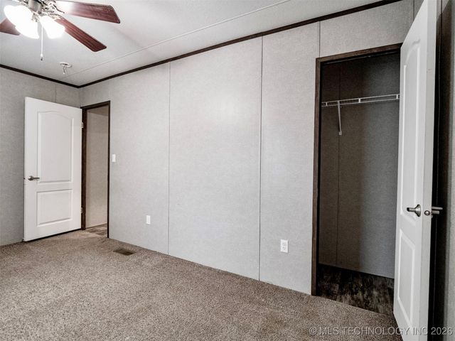 2109 Hawk Lane, Kingston, OK 73439