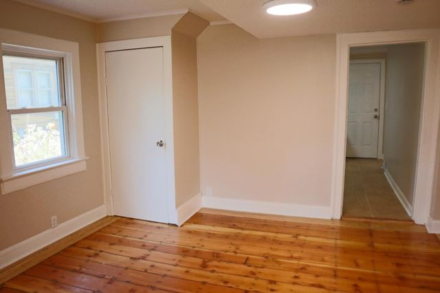 1021 Minnehaha Avenue E, Saint Paul, MN 55106
